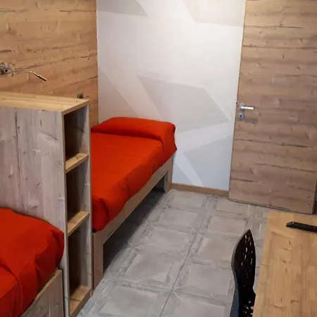 Bed & , Corte Rossa -1 Min Walk To Bernina Express 호텔