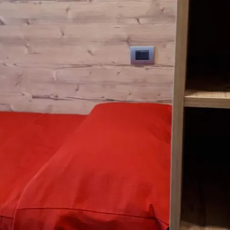 Bed & , Corte Rossa -1 Min Walk To Bernina Express 2*