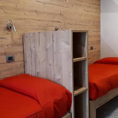 호텔 Bed & , Corte Rossa -1 Min Walk To Bernina Express 티라노