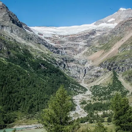 Bed & , Corte Rossa -1 Min Walk To Bernina Express Tirano