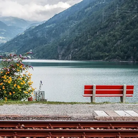 Bed & , Corte Rossa -1 Min Walk To Bernina Express 호텔 티라노