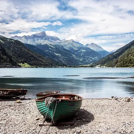 Bed & , Corte Rossa -1 Min Walk To Bernina Express 티라노