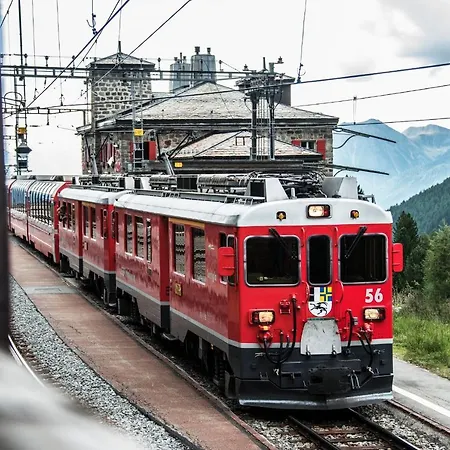 Bed & , Corte Rossa -1 Min Walk To Bernina Express 티라노