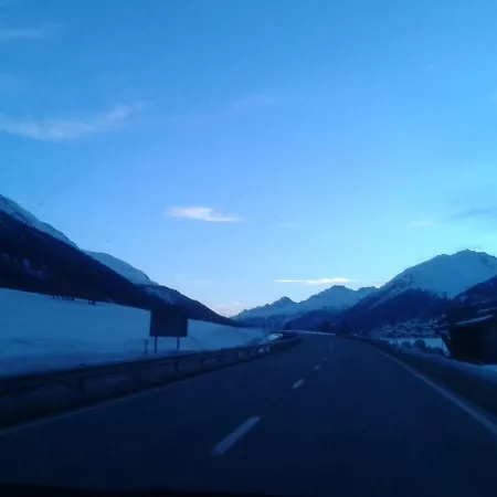 Bed & , Corte Rossa -1 Min Walk To Bernina Express 호텔 티라노