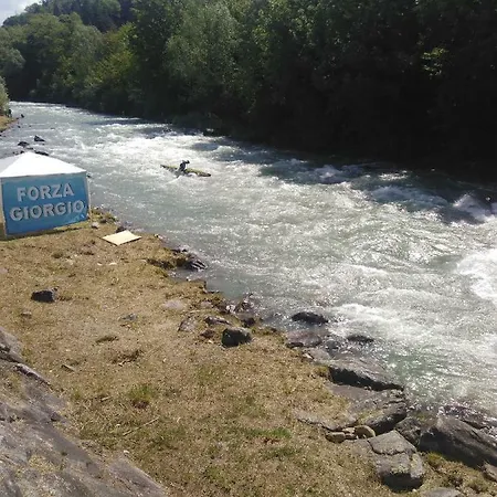 Bed & , Corte Rossa -1 Min Walk To Bernina Express 2* Tirano